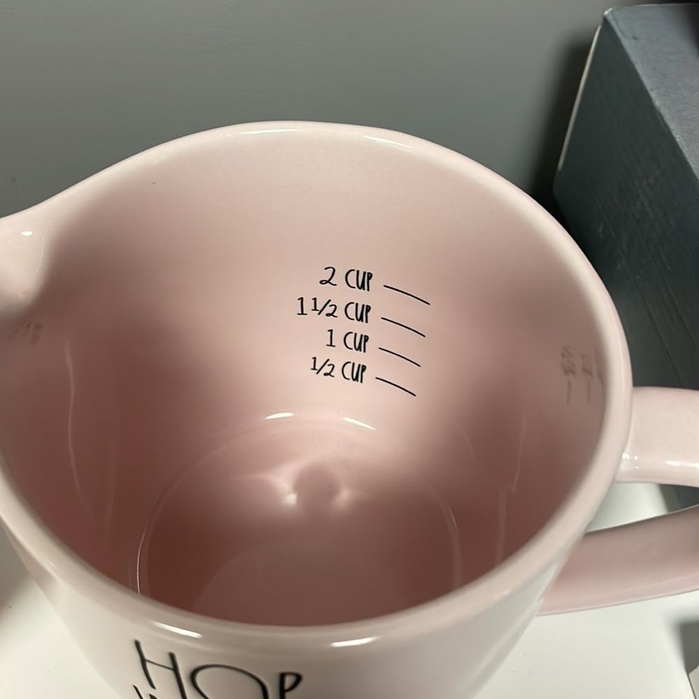 Rae Dunn pink measuring cups brand new - Picture 5 of 5
